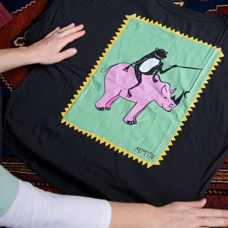 T-Shirt "Love & Peace"