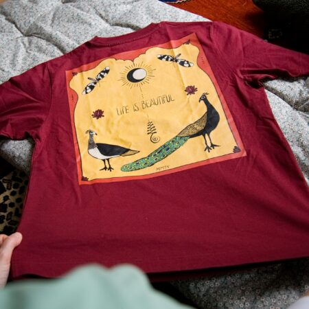 T-Shirt "Life is Beautiful"